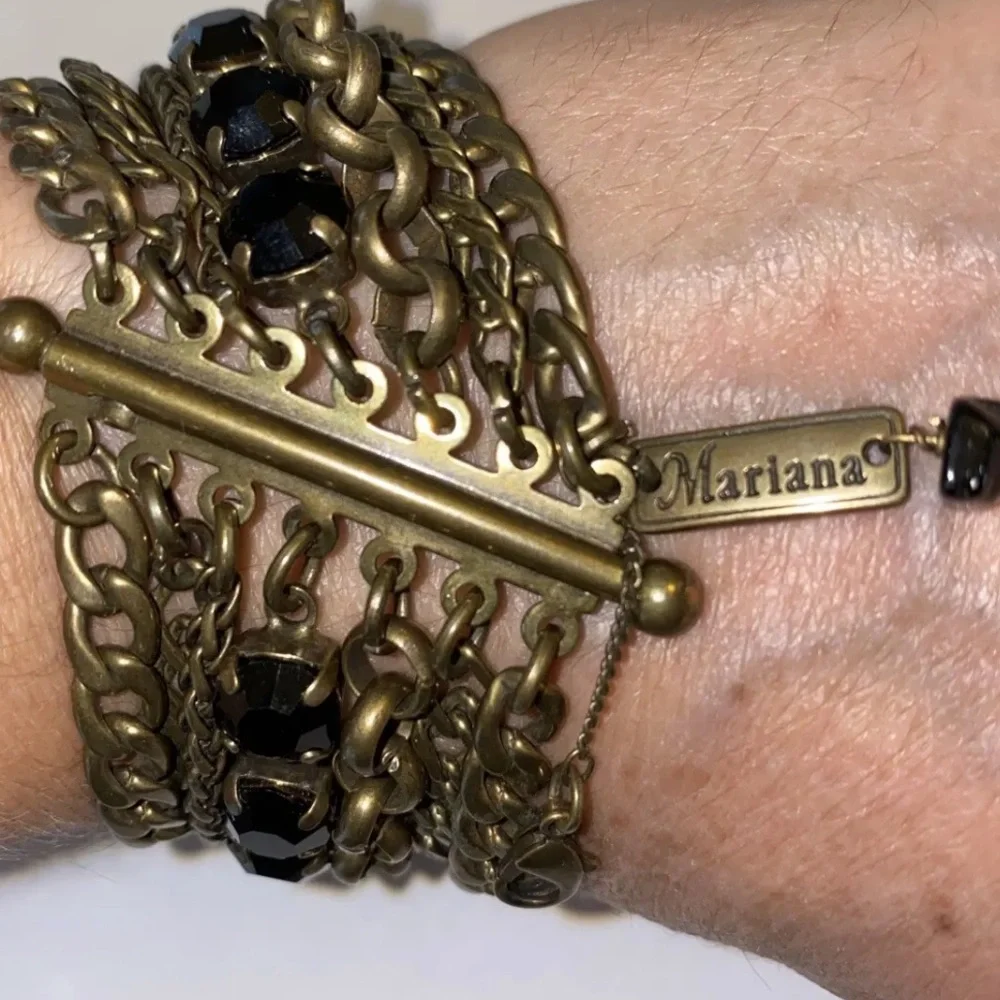 MARIANA LAYERED CHAIN STRAND BRACELET WITH BLACK CRYSTALS - ANTIQUE